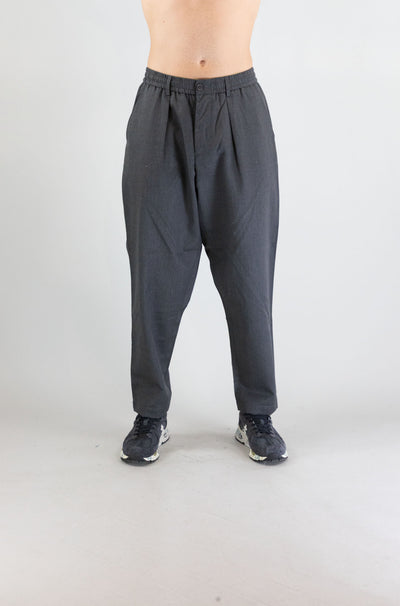 Pantalone Universal Work Charcol da Uomo 33193 travel suiting pleated track pant