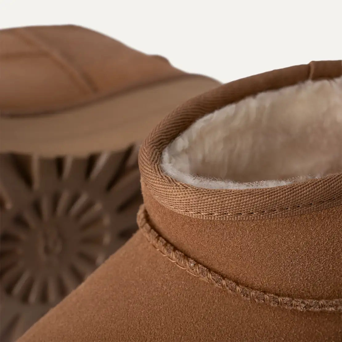 Scarpa Ugg Chestnut da Donna 1135092 classic ultra mini platform