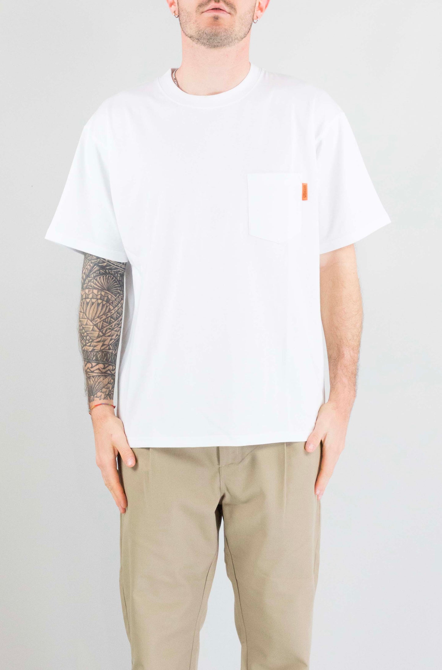 T-Shirt Universal Overall White da Uomo u2613219ga