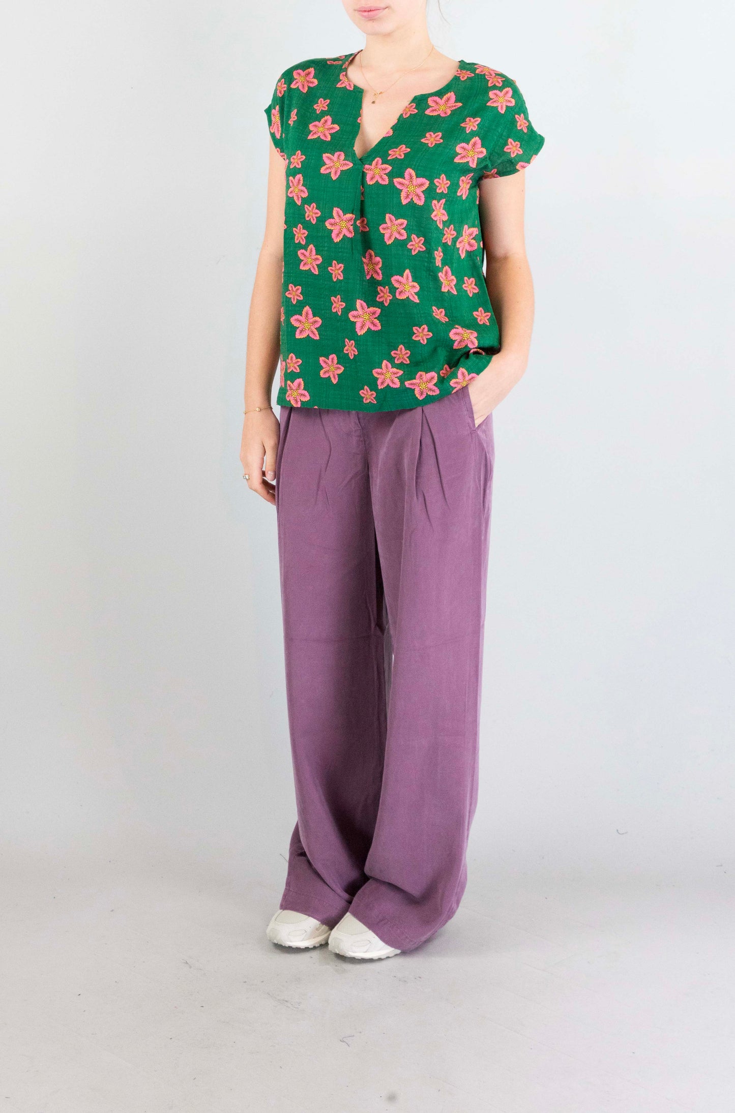 T-Shirt Nice Things 513 da Donna www123