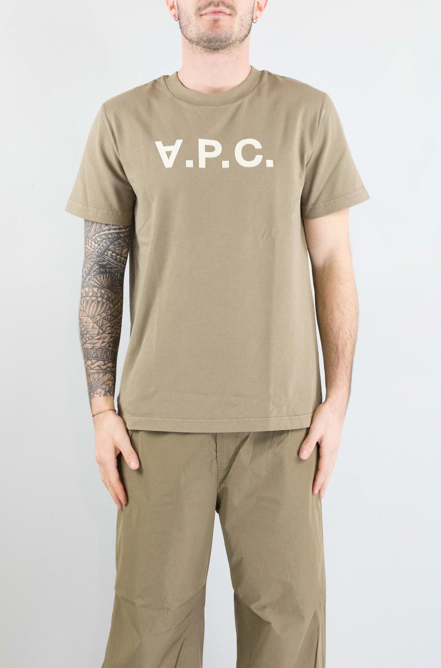 T-Shirt Apc Kaki da Uomo cohmb m26384