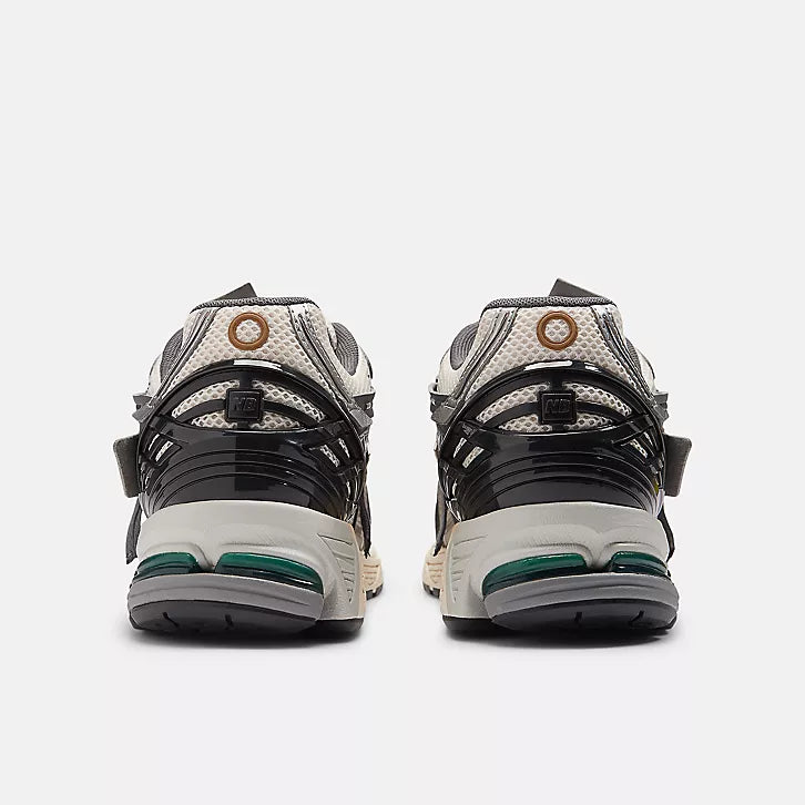 Scarpa New Balance Silver Metallic Vintage Colours u1906ad