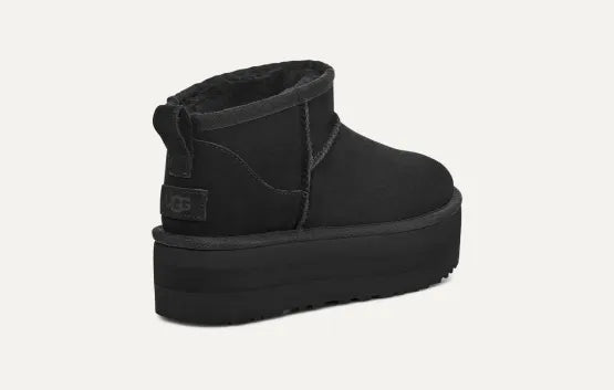 Scarpa Ugg Black da Donna classic ultra mini platform