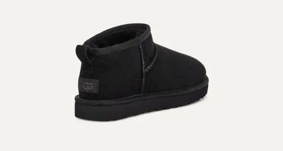 Scarpa Ugg Black da Donna classic ultra mini