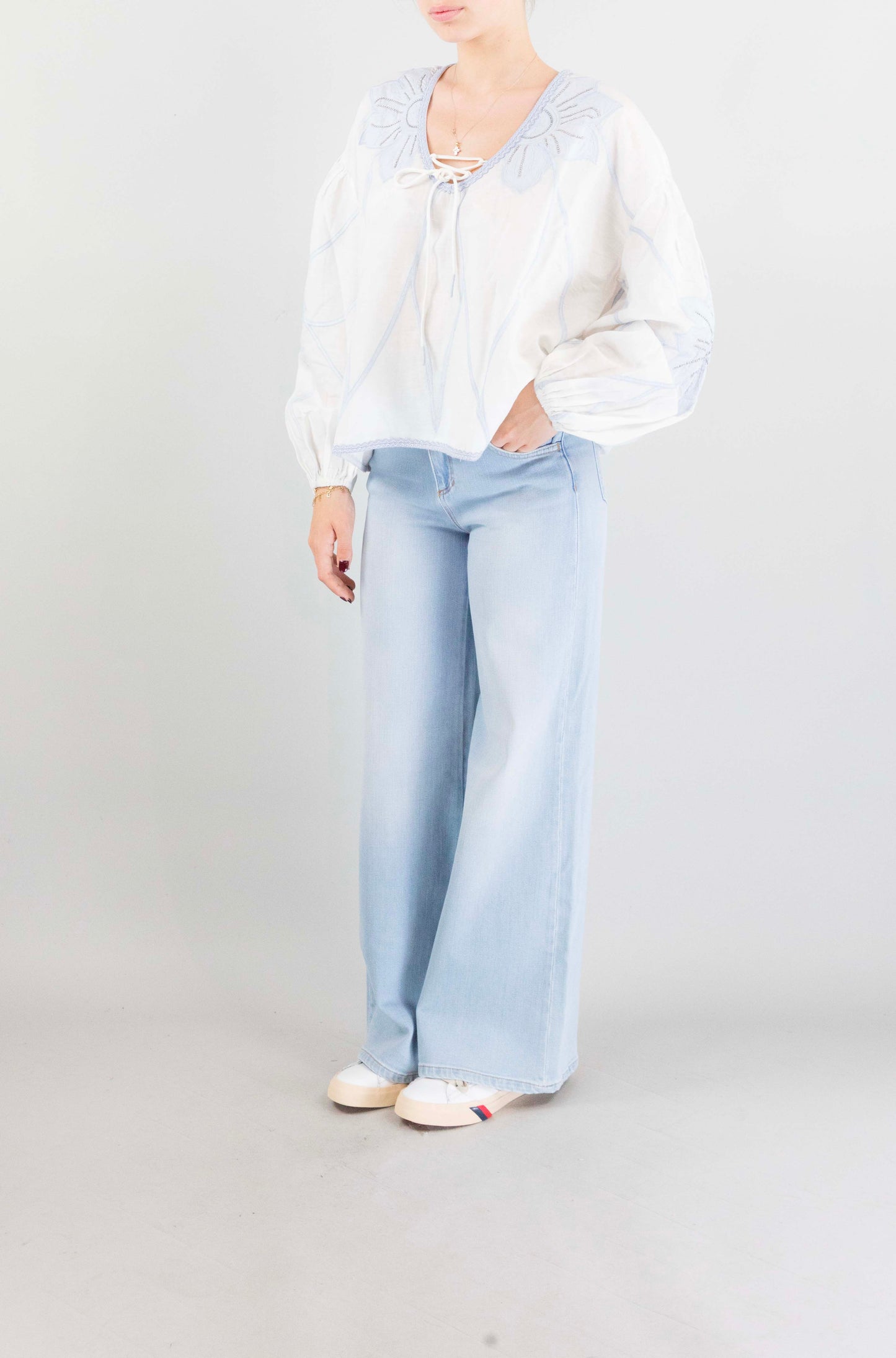Top Scarlett Poppies Simply White da Donna vedanash